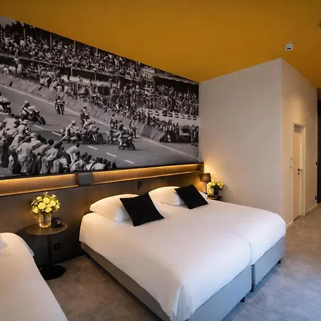 La Reine Hotel & Restaurant-3