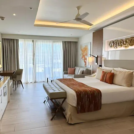 Royalton Bavaro, An Autograph Collection All-Inclusive Resort & Casino-2
