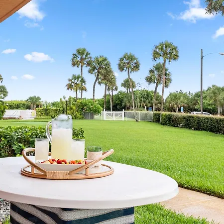Cocoa Beach Towers - Oceanfront Resort With Heated Pool, Tennis Steps From The Pier-3