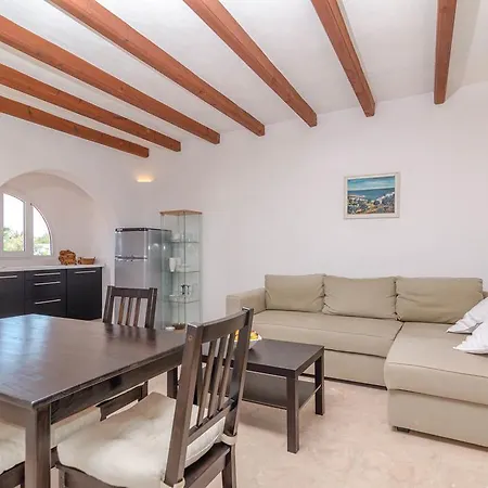 Villa Cala Esmeralda-3