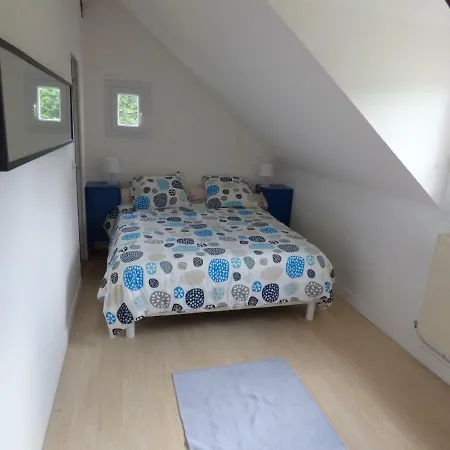 Gîte Le Petit Chalet avec parking gratuit-2