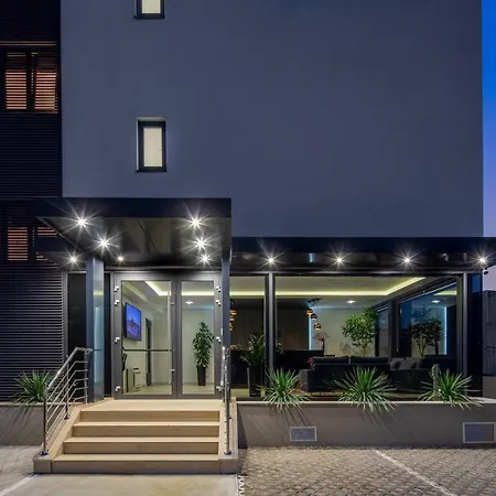 Ellure Luxury Suites-2