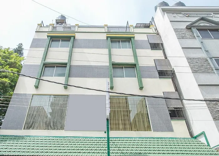 Cheap hotels Saarang Forever