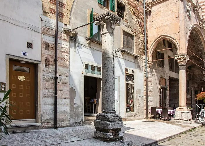 Hotel adatto agli animali: Aurelia Luxury - Piazza delle Erbe