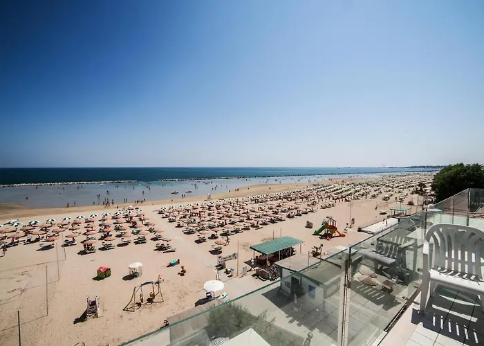 Riviera Mare Beach Life