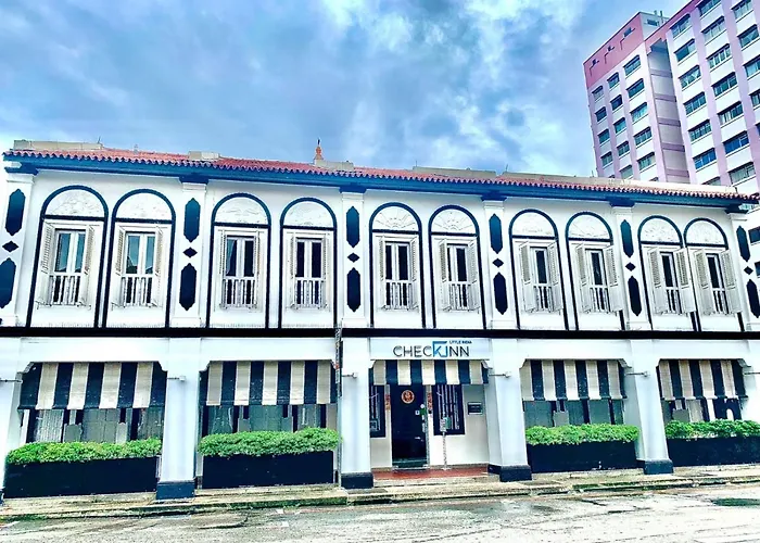 Check-Inn At Little India