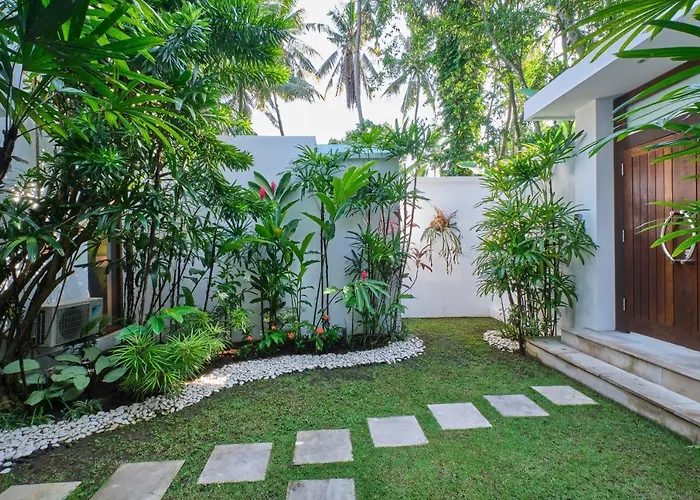 Private villas Balinese Luxurious Elegance