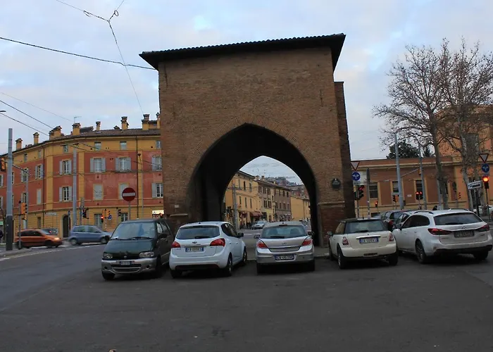 V Torre V Nigrisoli A Porta San Vitale