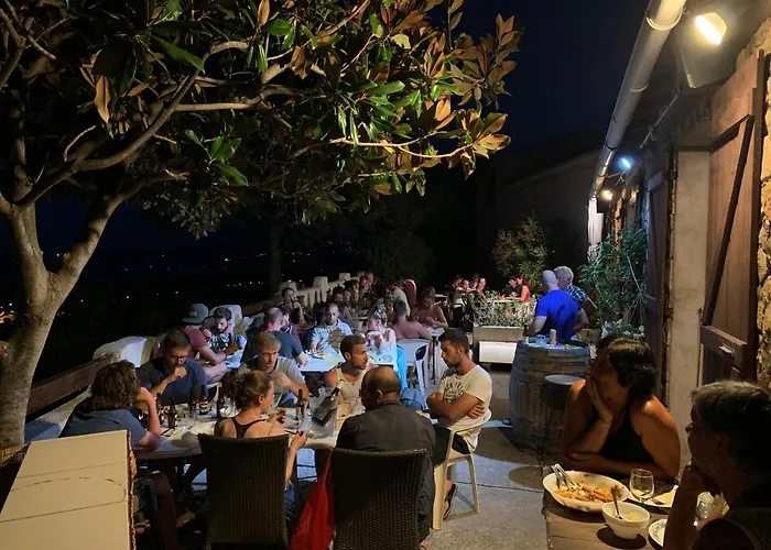 Hotel pres du College: Relais International De La Jeunesse