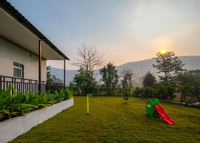 Saffronstays Turquoise Maison - 3Br Pool With Jacuzzi, Bonfire & Fruit Garden Near Lake Kalote,
