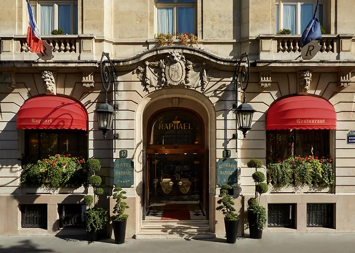 Family Friendly Hotels Raphael