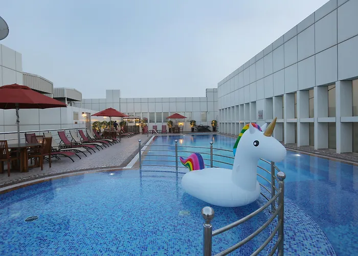 Luxury hotel only: Ivory Grand Hotel Apartments