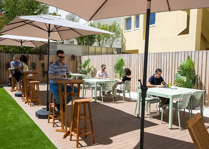 Animaux admis Casual Raizes Porto