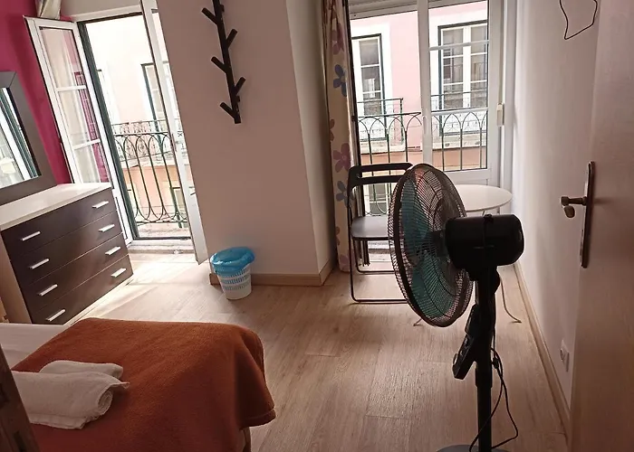 Hotel barato: Martim Moniz 28 Guest House