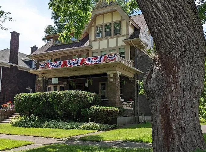B&B only: The Marshall House
