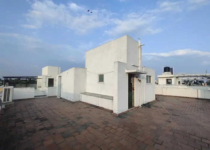 Allamanda Abode