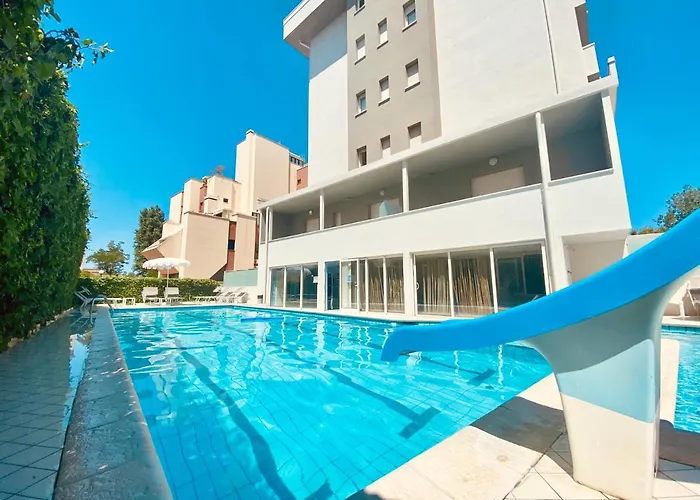 Self Catering: Noha Suite Hotel