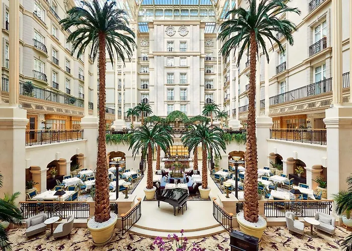 Family Hotel: The Landmark London