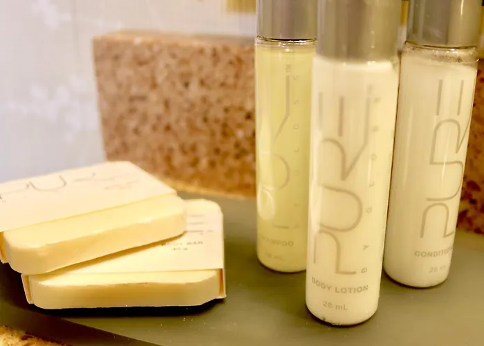 The Hotel At Fifth Avenue