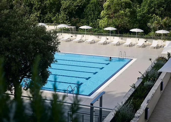Luxury hotel only: Hotel Villa Pamphili Roma