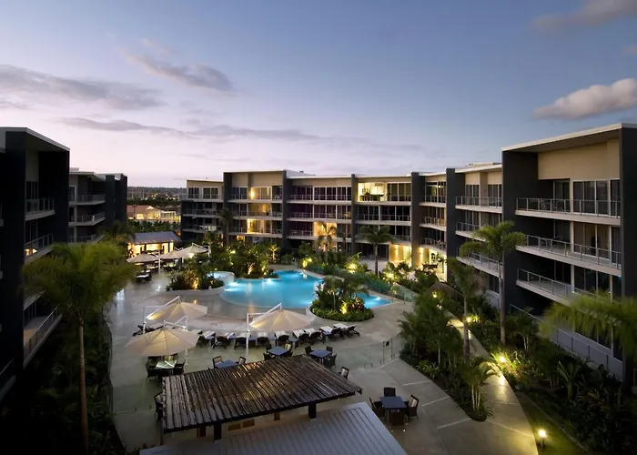 Luxury hotel only: Azzura Greens Resort