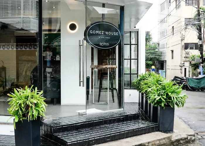 Airport Hotel: Gomez House