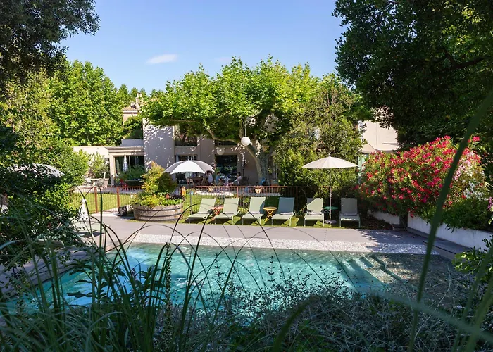 Hotel with view: Hotel 96