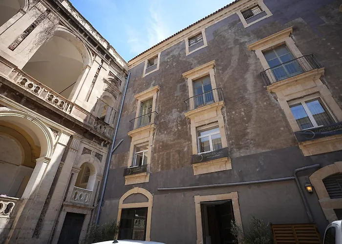 Suites&Rooms Piazza Dei Martiri