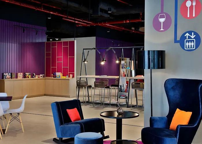 Hotels with a view Aloft Dubai Airport