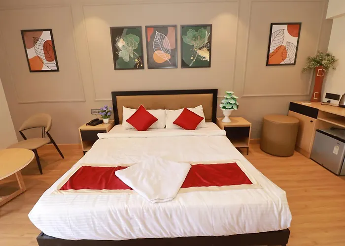 Pet Friendly hotel: Sri Vishnu Inn