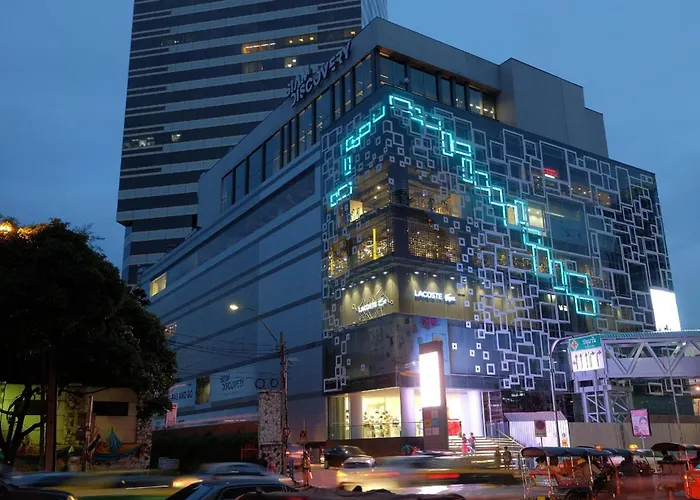 Episode 11 Hostel Sukhumvit