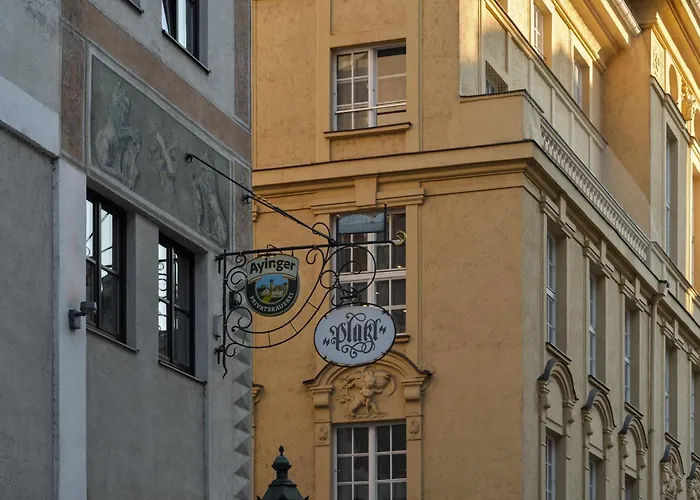 Platzl