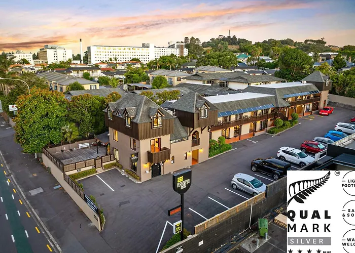 Hotels With Four Stars Knights Inn