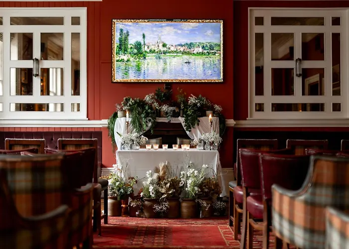 Romantic hotel: The Drayton Court Hotel