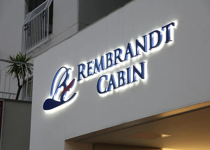 Hotel barato: Rembrandt Cabin Shinjuku Shin-Okubo