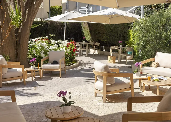 Best Western Plus Brice Garden