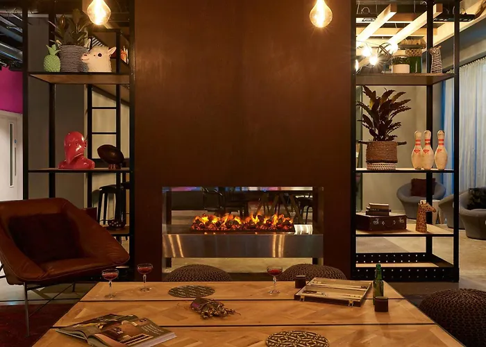 Golf hotels Moxy Dublin City