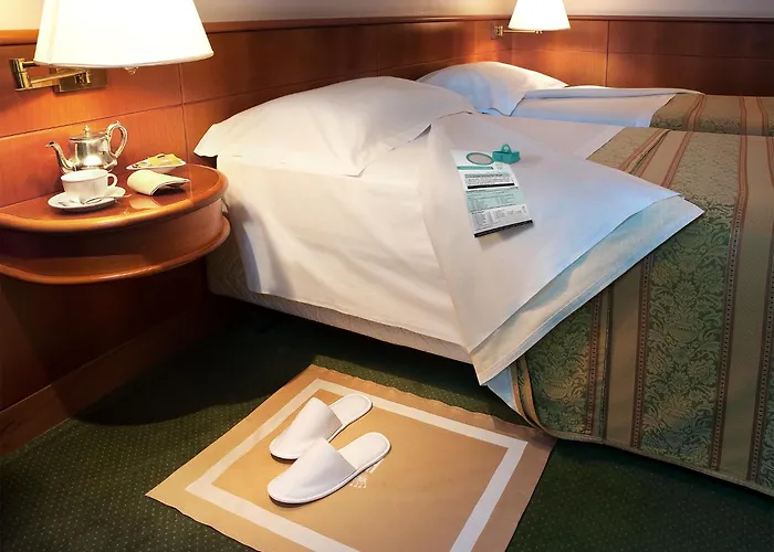 Central hotel: Hotel Cavour