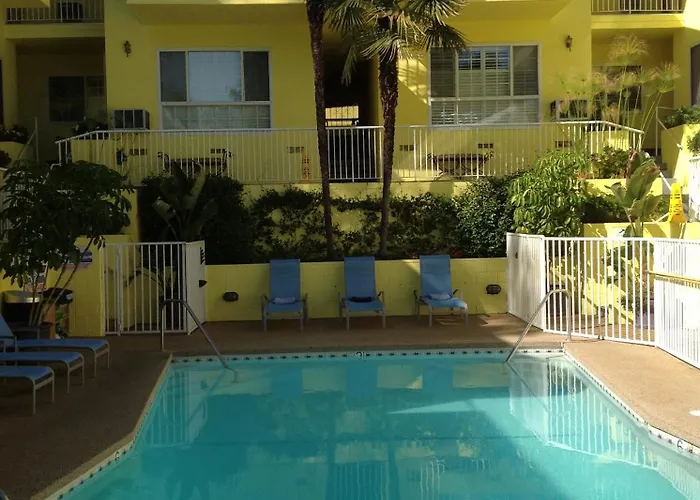 Hotel: Magic Castle Hotel