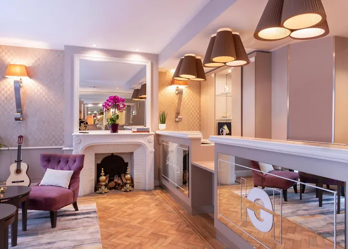 Hotel para famílias: Hôtel Galileo Champs Elysées