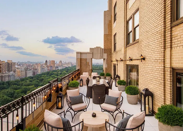 Luxury hotel only: Jw Marriott Essex House New York