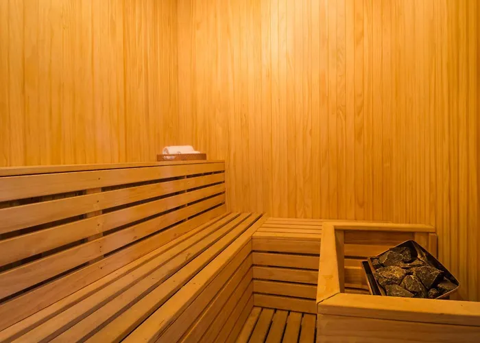 Beach hotel: Copthorne King'S Hotel Singapore