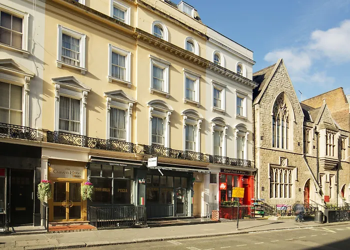 Family Hotel: Craven Hotel