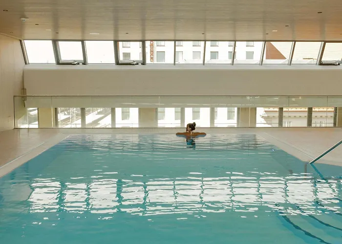 Hotel mit Pool: Novotel Nürnberg Centre Ville