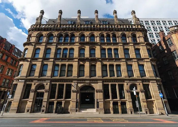 Hotel: The Alan