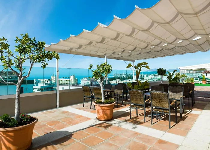 Hotel: Hotel Monarque El Rodeo