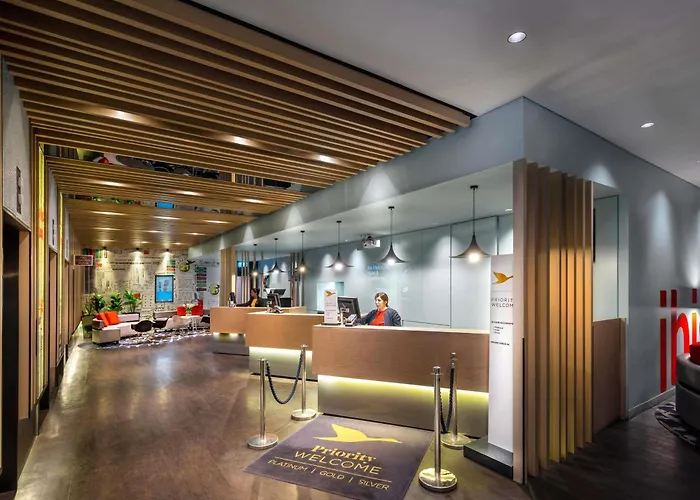 Motel: Ibis Melbourne Hotel And Apartments