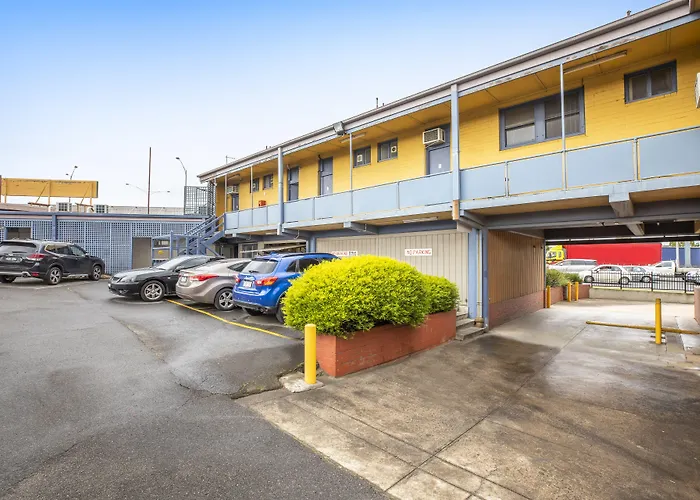 Airport Hotel: Meadow Inn Hotel-Motel