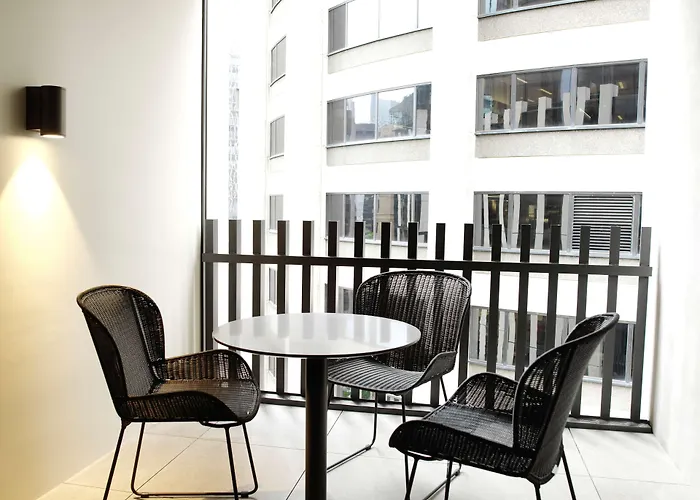 5 star hotels Adina Sydney