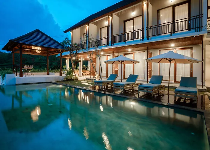Spa Hotel: One Degree Sunset Hill Leisure
